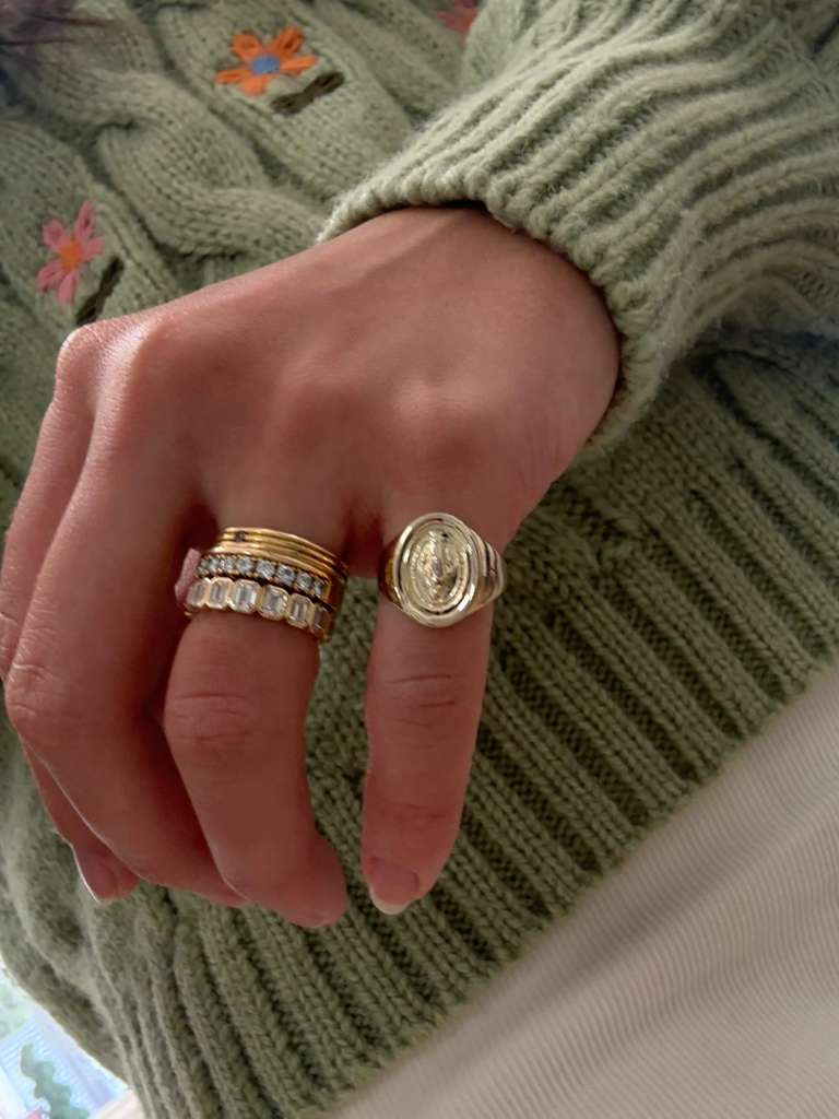 HOLY MEDAL SIGNET RING