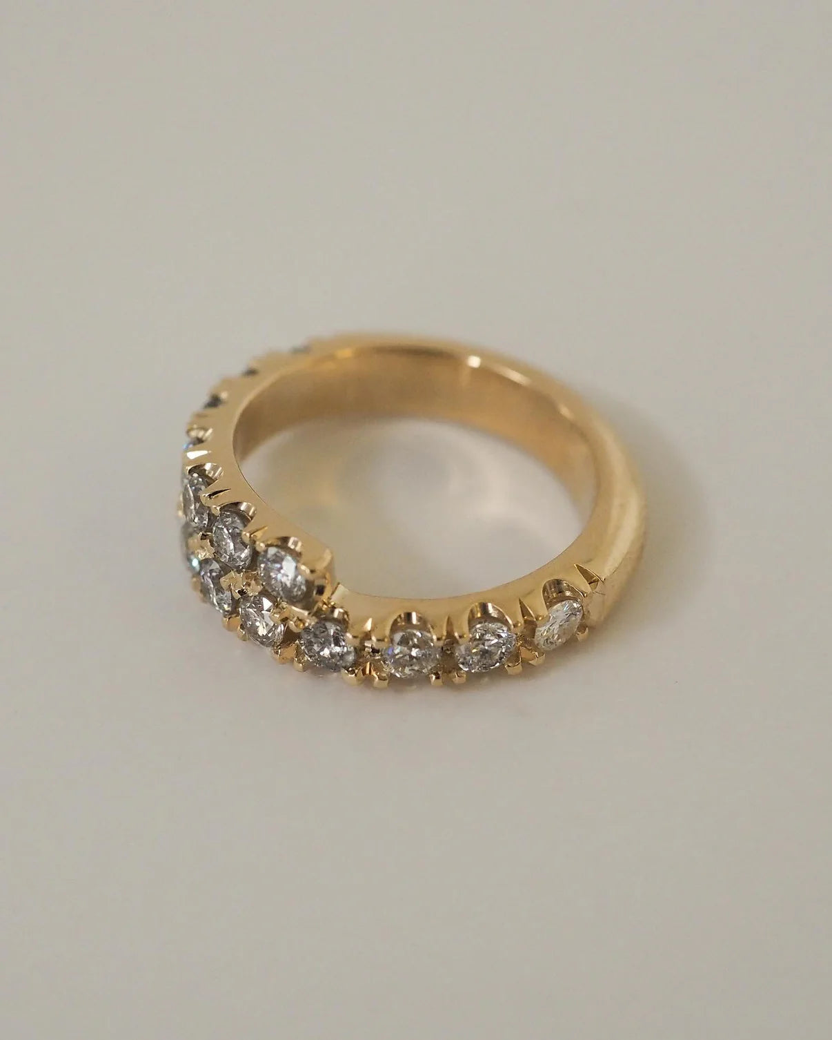 ZAIDA PINKY RING DIAMONDS