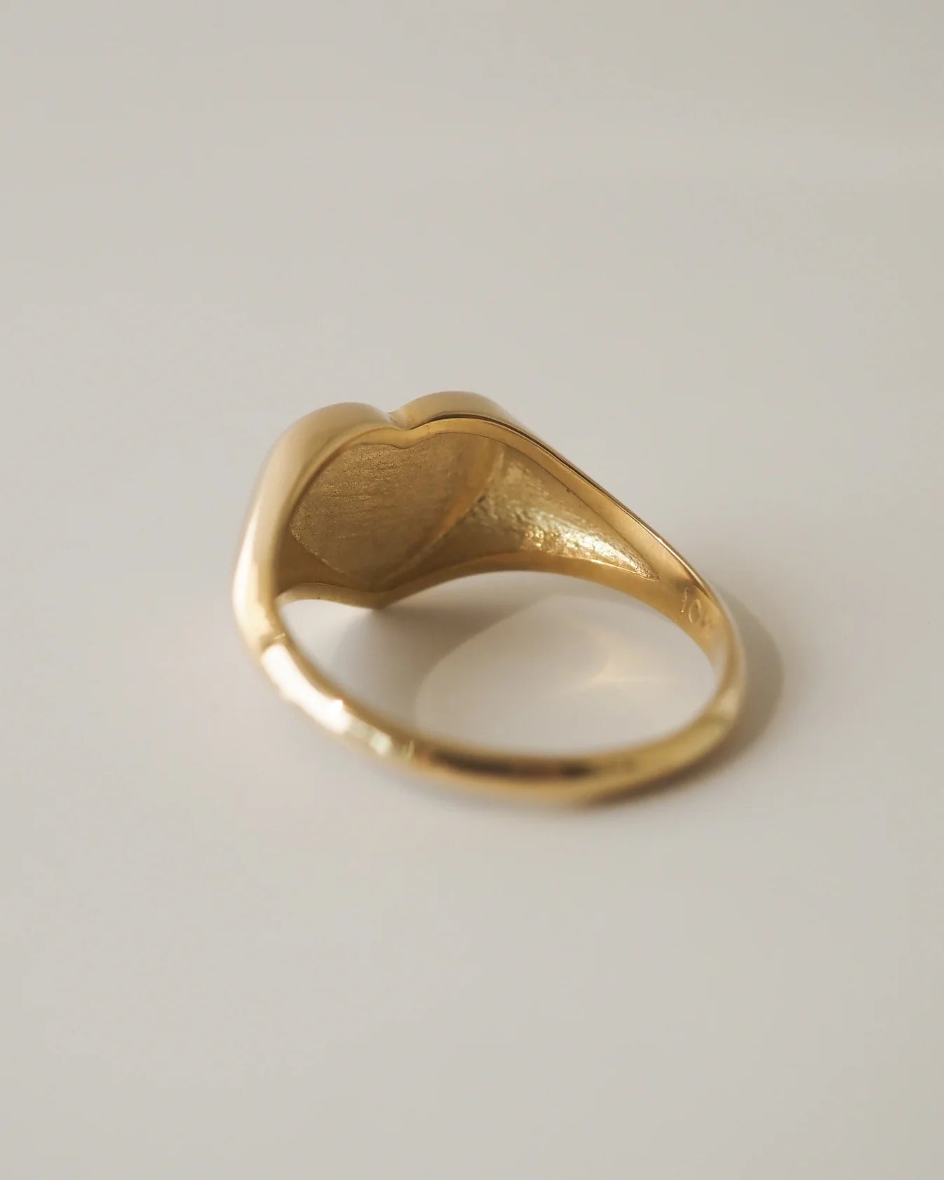 LOVE SIGNET RING