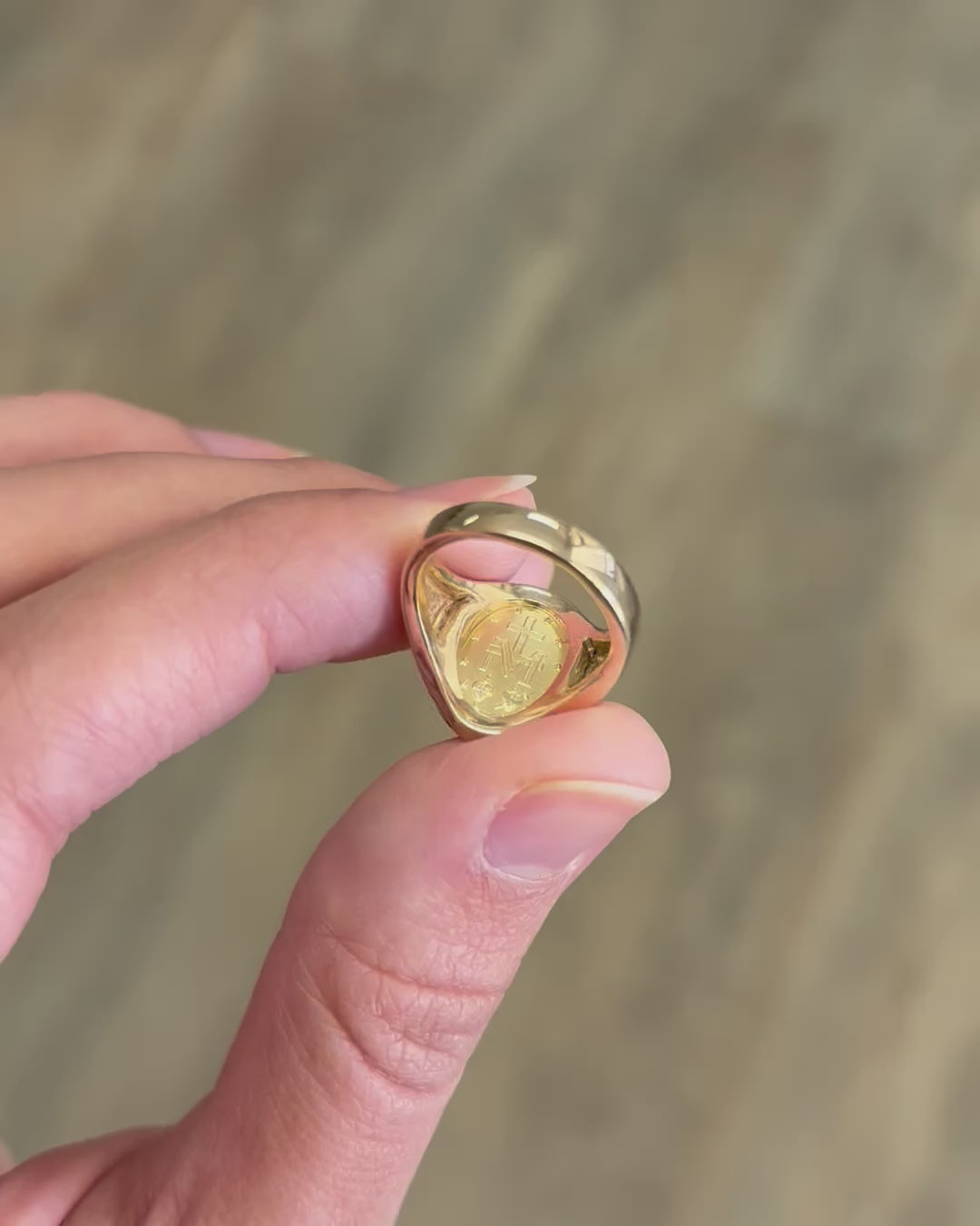 HOLY MEDAL SIGNET RING
