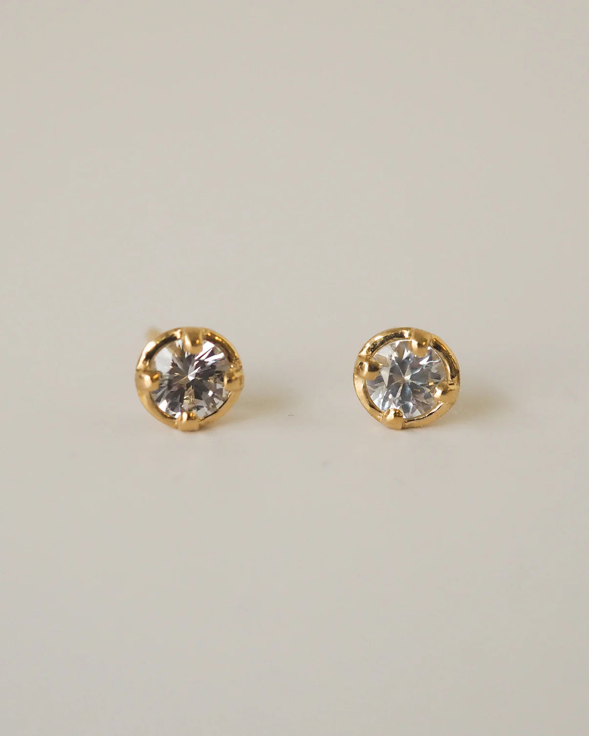VINTAGE STUDS WHITE SAPPHIRES